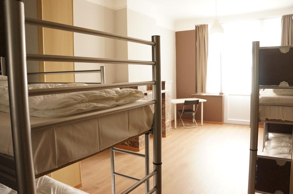 Es Hostel Saint-Gilles Exteriér fotografie