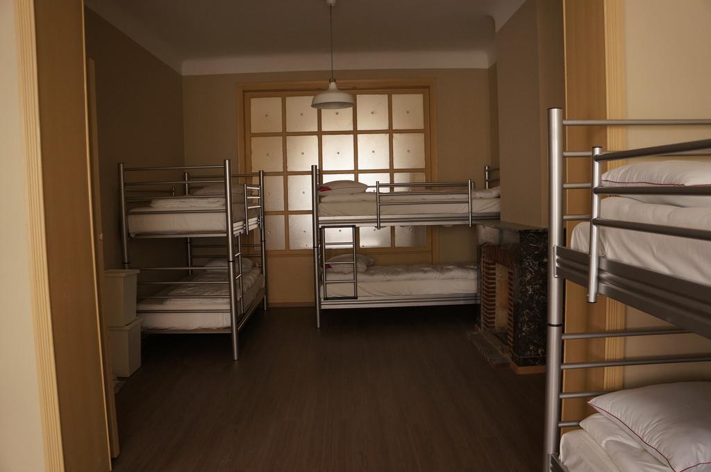 Es Hostel Saint-Gilles Exteriér fotografie