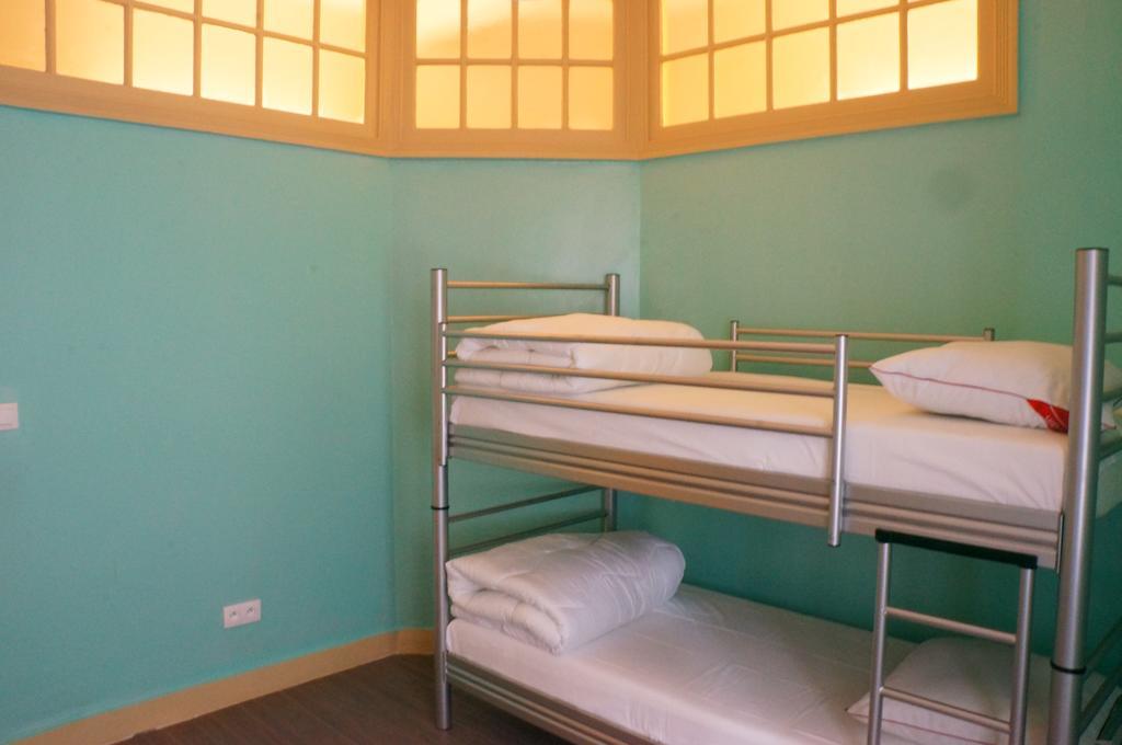 Es Hostel Saint-Gilles Exteriér fotografie
