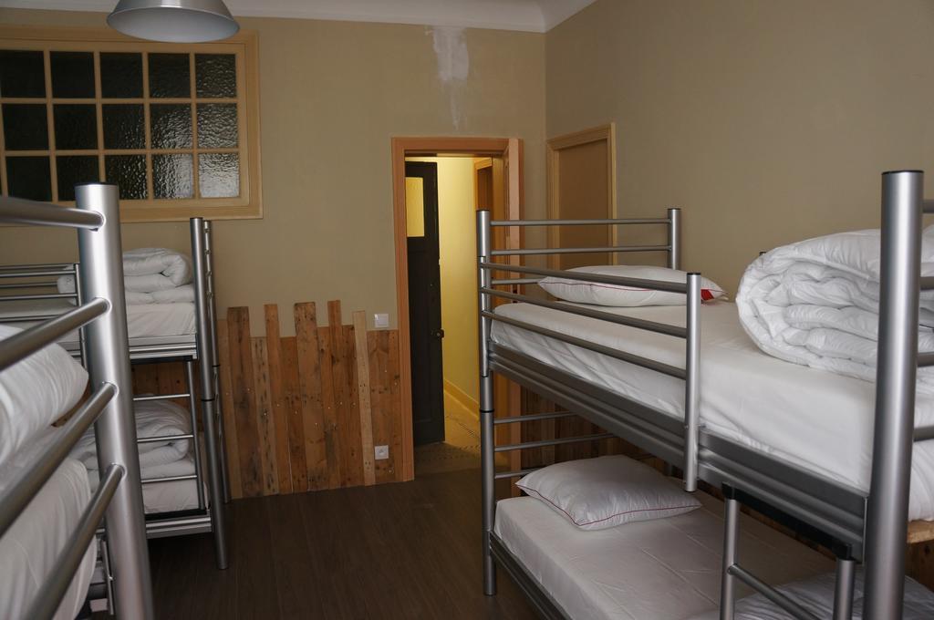 Es Hostel Saint-Gilles Exteriér fotografie
