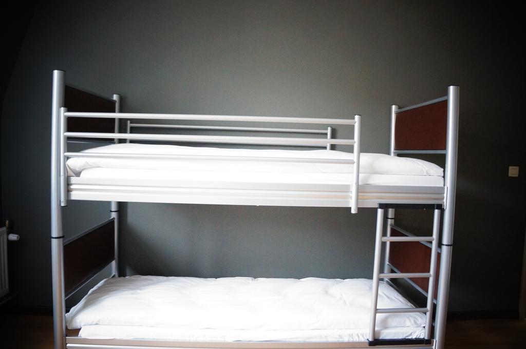 Es Hostel Saint-Gilles Pokoj fotografie
